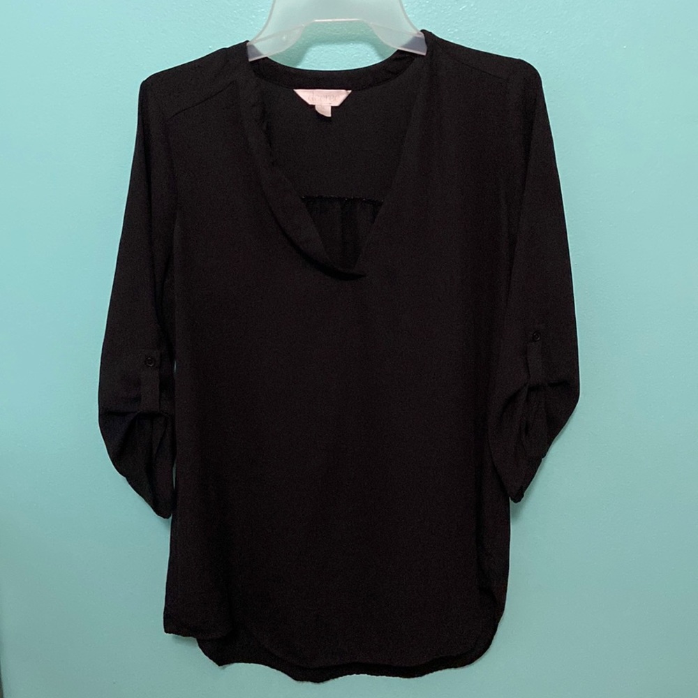 Decree 3/4 sleeve chiffon v-neck top